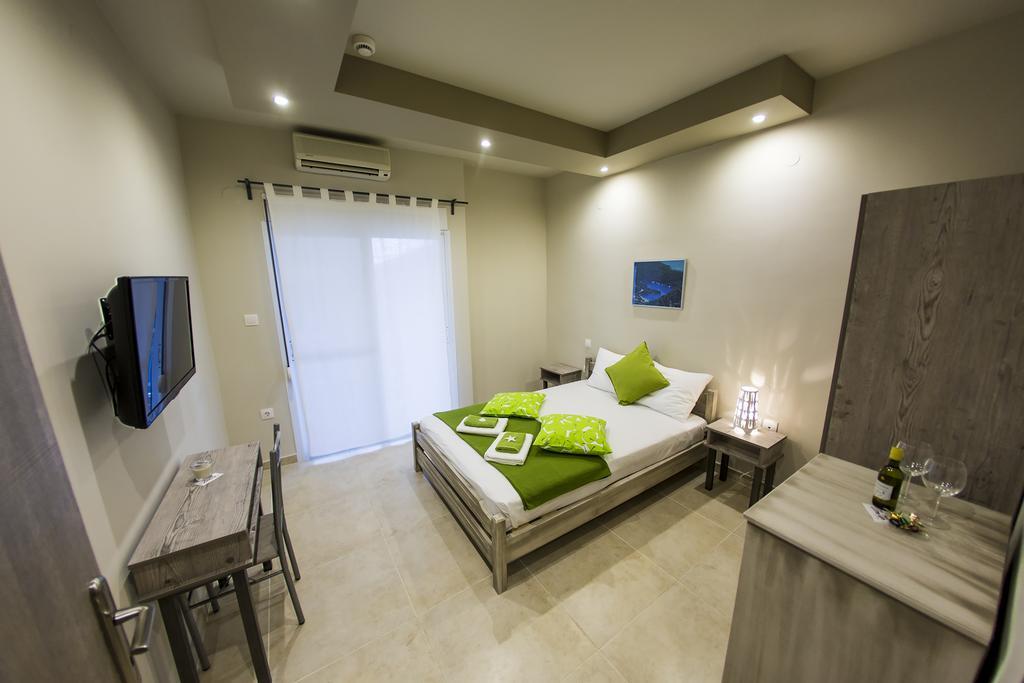 Zonita Guest House เนอาปลายา ภายนอก รูปภาพ