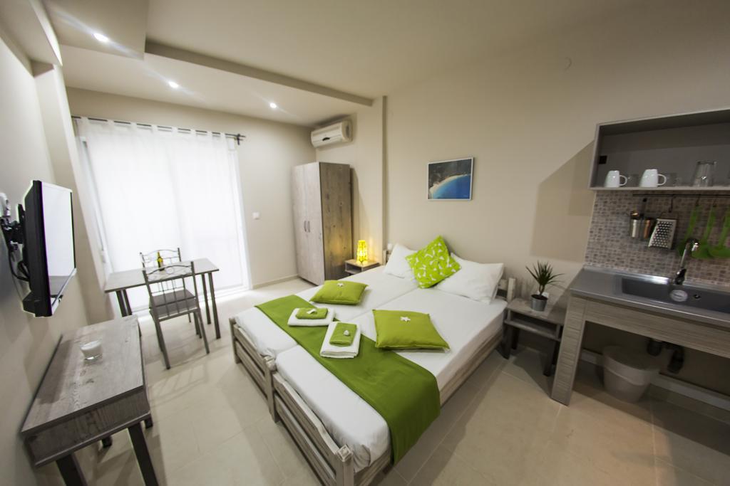 Zonita Guest House เนอาปลายา ภายนอก รูปภาพ