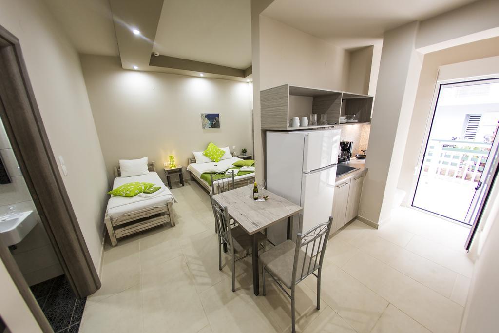 Zonita Guest House เนอาปลายา ภายนอก รูปภาพ