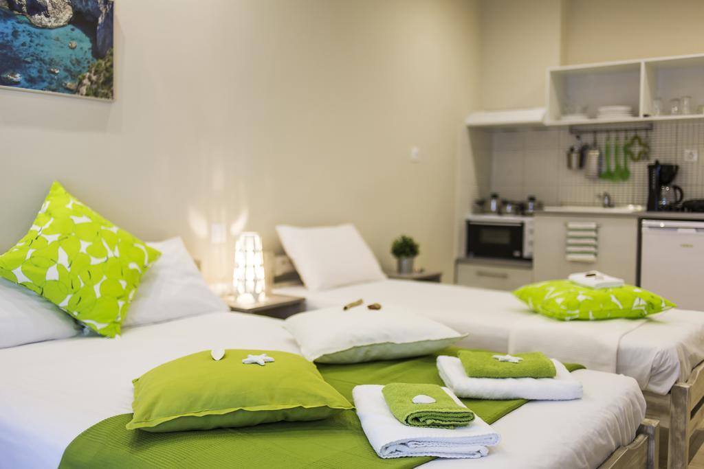 Zonita Guest House เนอาปลายา ภายนอก รูปภาพ