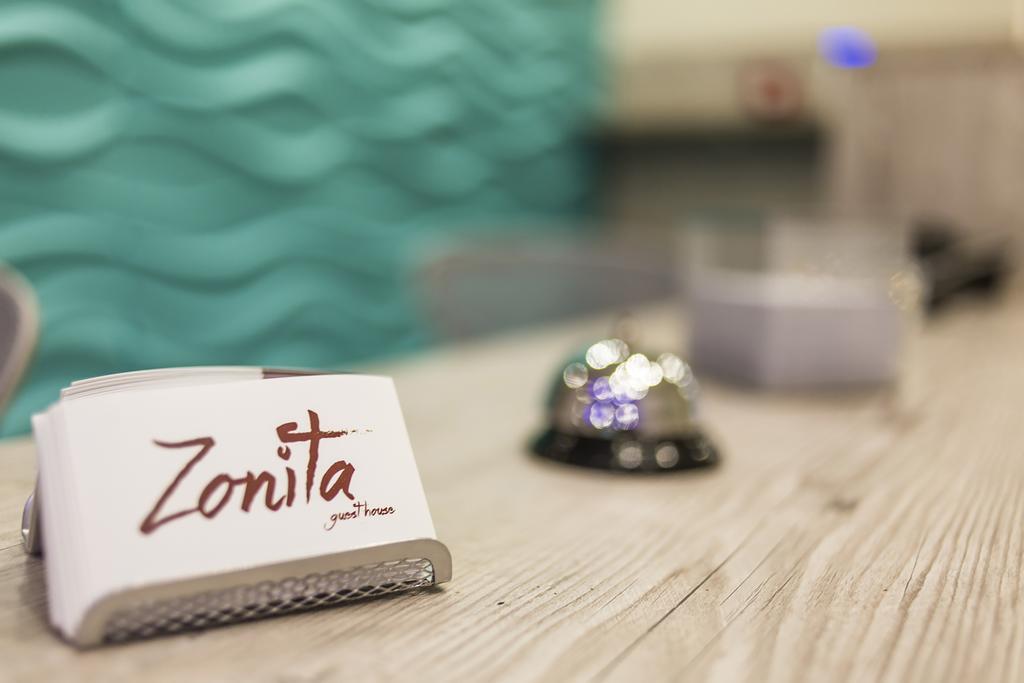 Zonita Guest House เนอาปลายา ภายนอก รูปภาพ